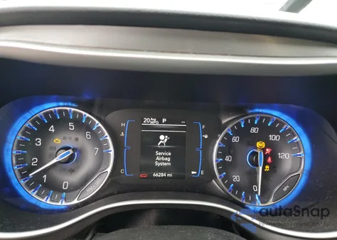 2020 Chrysler Pacifica Touring L z USA, uszkodzony, nr VIN 2C4RC1BGXLR129520